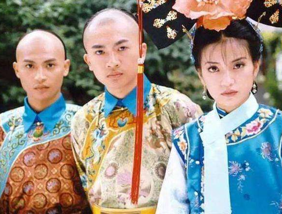孙树培导演说,还珠格格过去这么多年了,所有的主演中,只有范冰冰一直