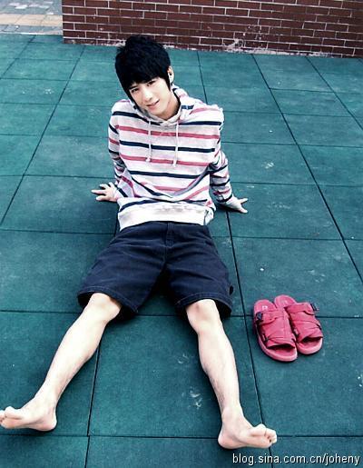 姜潮"变脸"沉稳总裁,《看风景》演技自如令人赞叹!