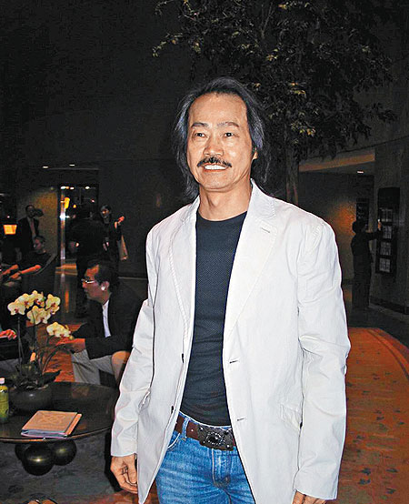 祝福这个老戏骨,祝福他身体健康,一切美好