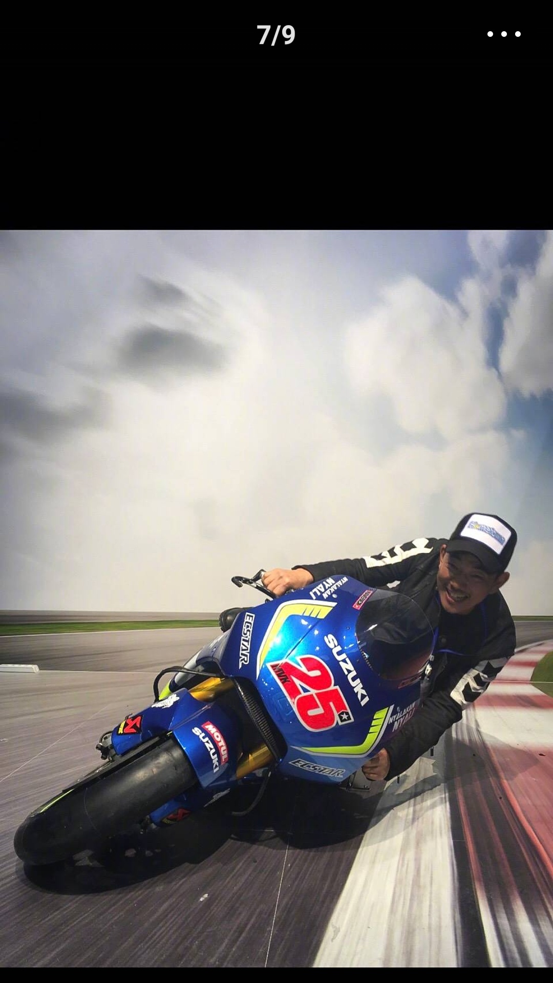 不老男生任贤齐 50多岁骑哈雷机车 再现战神风采