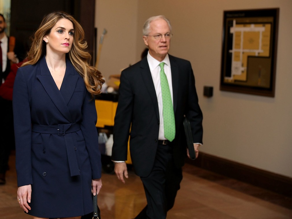 白宫通讯主任希克斯突然辞职,昔日大量美照集锦