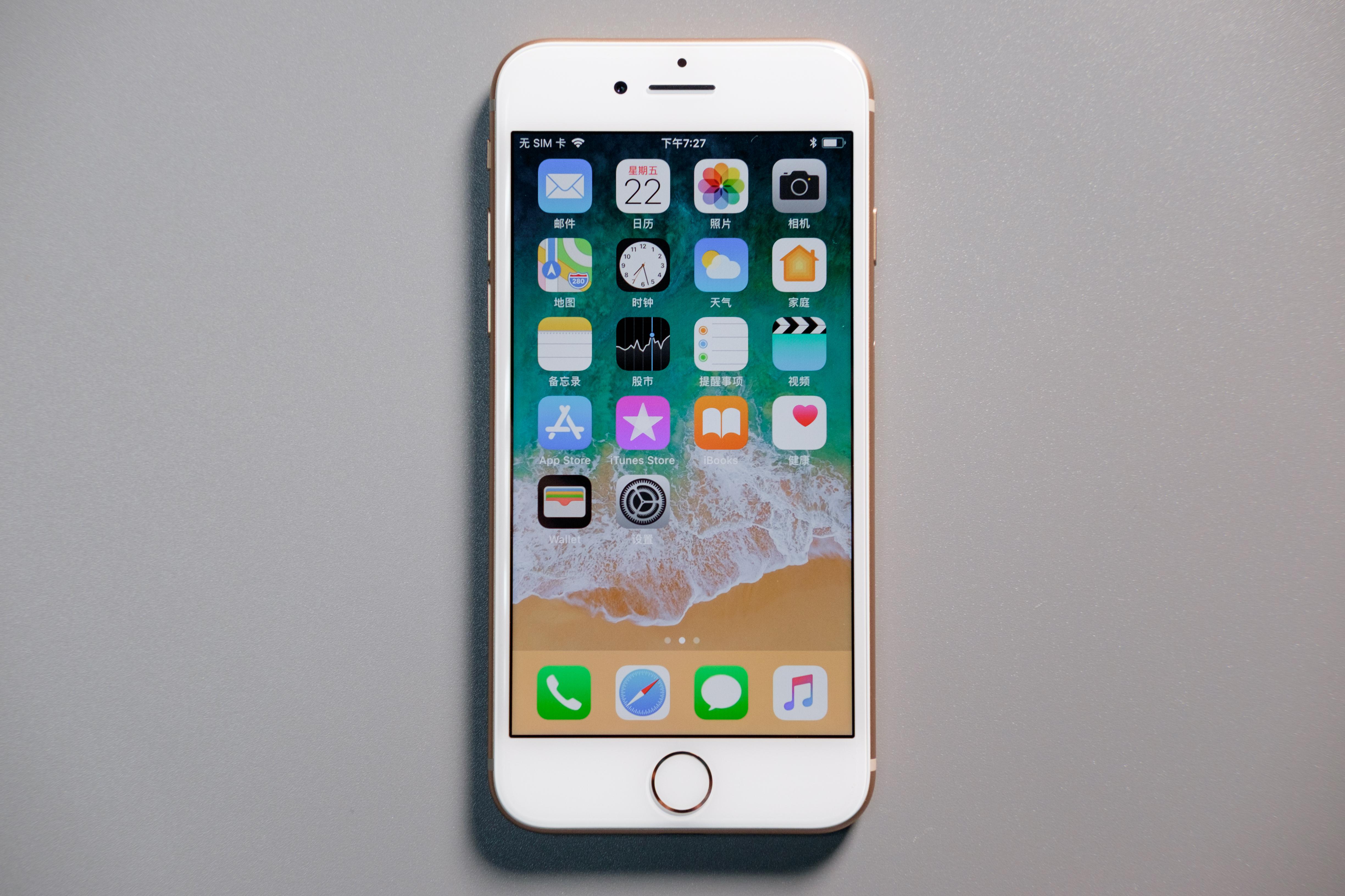 苹果已走下神坛?iphone 8 / iphone 8 plus 图赏