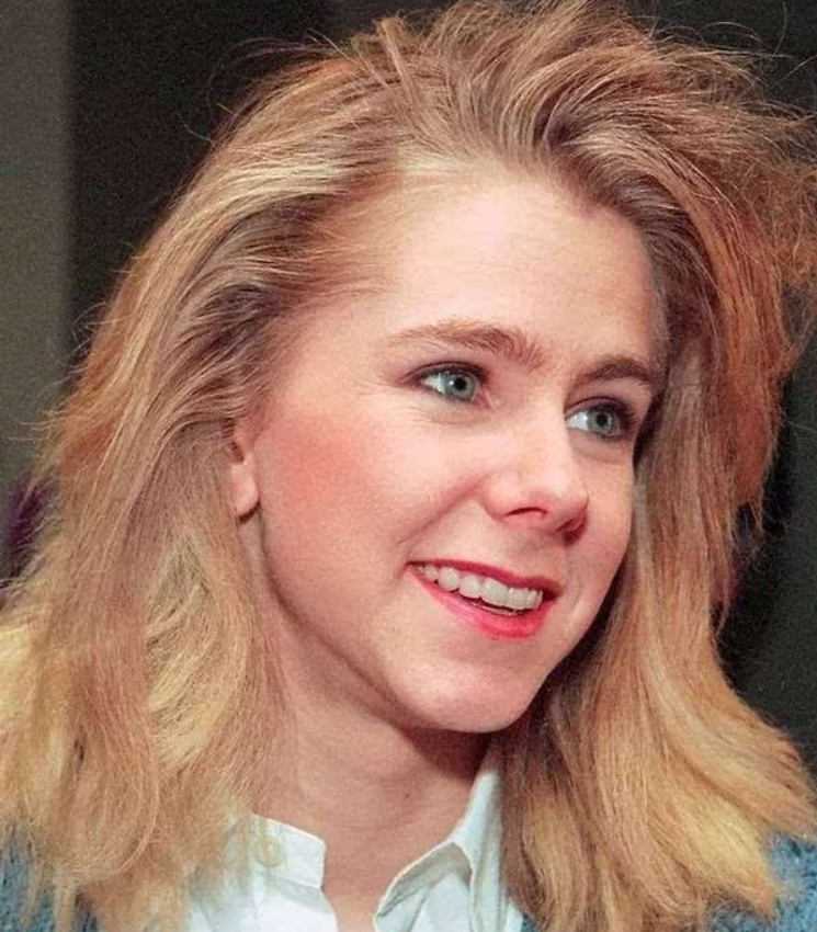 tommy wiseau揭示了他如何与tonya harding一起接受病毒性自拍