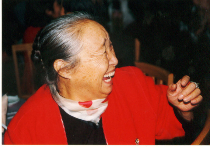 柏青老师的一生没什么遗憾,为梦想为生,同样也为梦想而死
