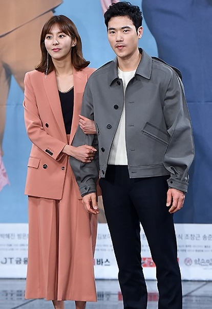 uee,金康宇出席《上门女婿吴作斗》的新闻发布会