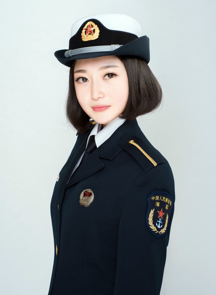 96年退役的海军航空兵小姐姐
