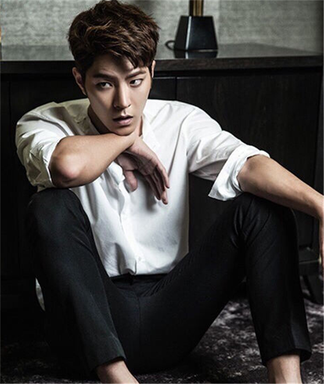 洪宗玄:大长腿欧巴,有多少人认识他呢?