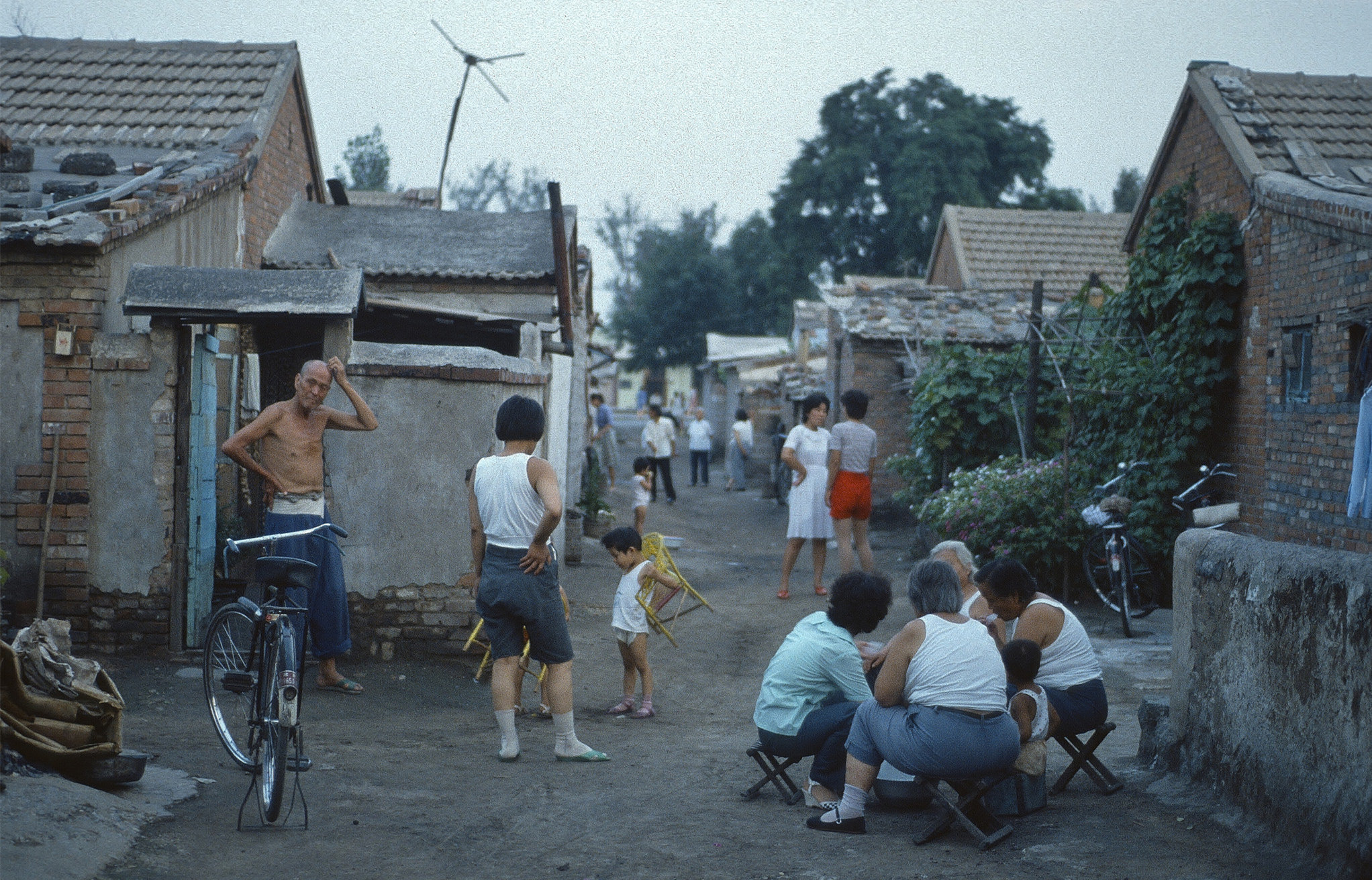 90年代中国老照片:图1非常温馨,最后一张是曾经的北京首富!