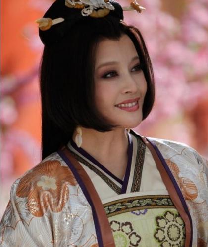 王后,母亲,英雄《妇好传》将开拍,谁是你心目中的妇好?