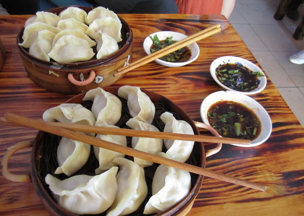 舌尖上的美食诱惑之墨西哥水饺片,风味独特,酸辣美味,香脆爽口