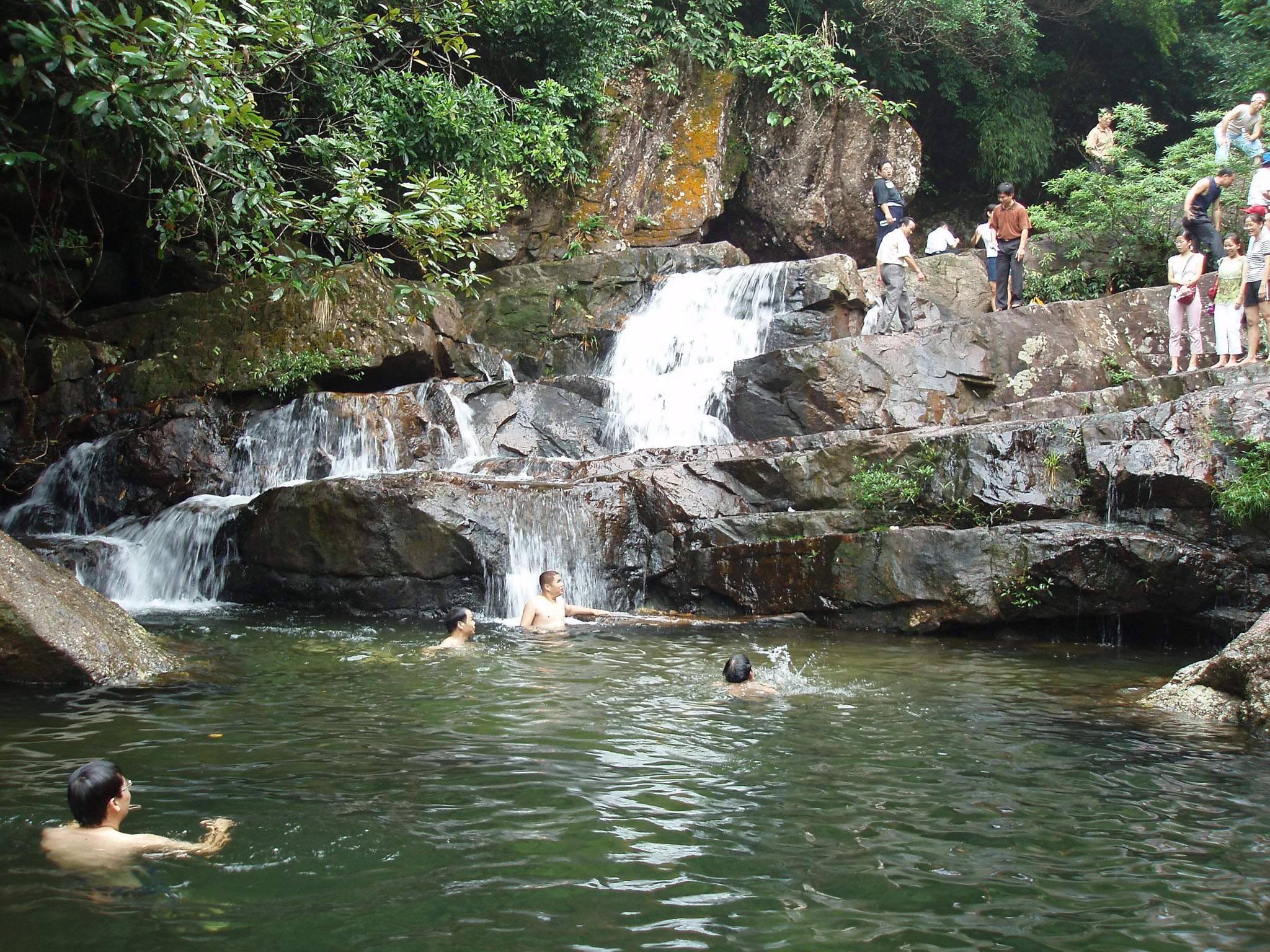 廣西八寨溝風光秀麗,文化底蘊深厚,歷史遺蹟豐富,讓人流連忘返