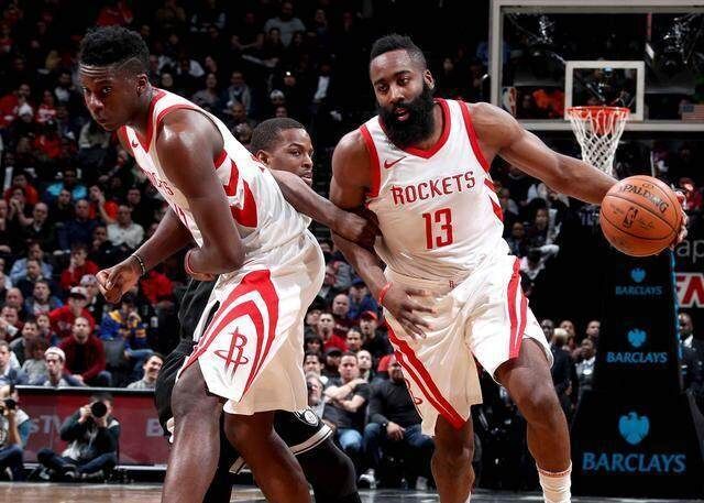 哈登卡佩拉组合已强过姚麦?球迷争议不断,麦迪:没希望