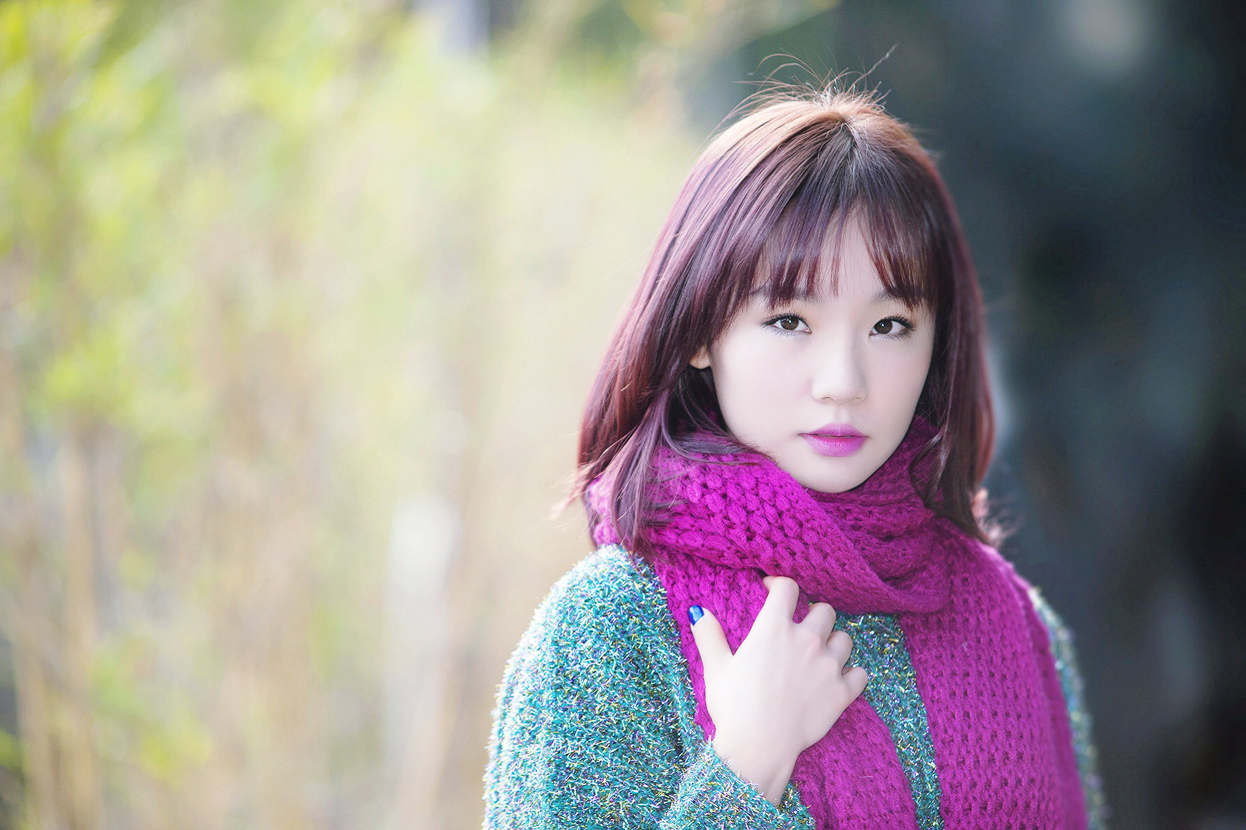 花开树下一个清秀美丽的南方美女姑娘!