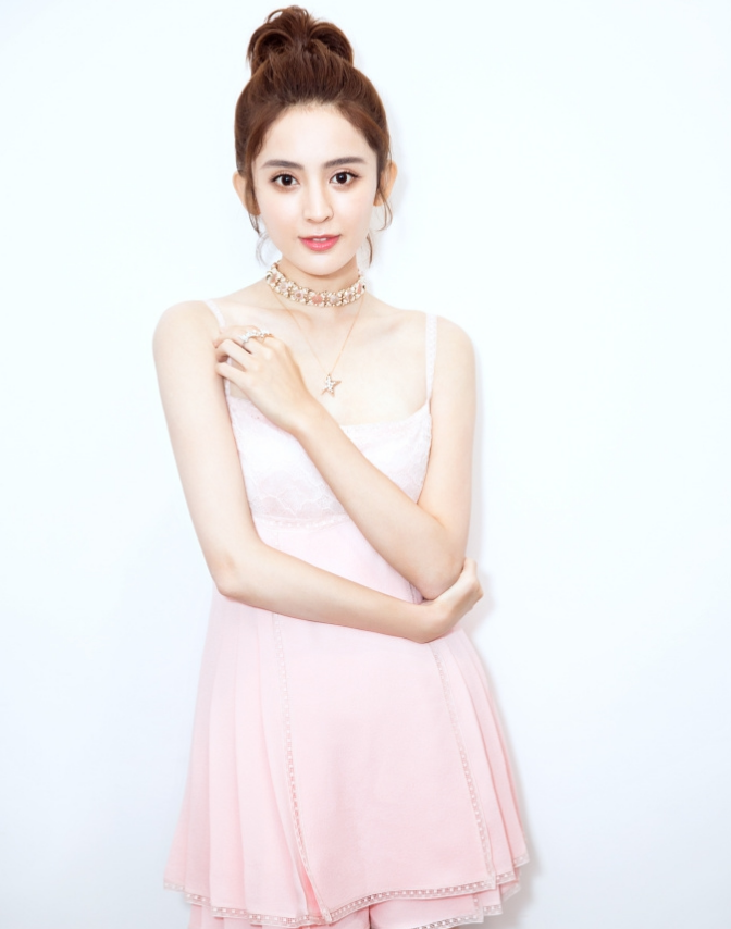 古力娜扎最美的6张照片,最后一张美到窒息!