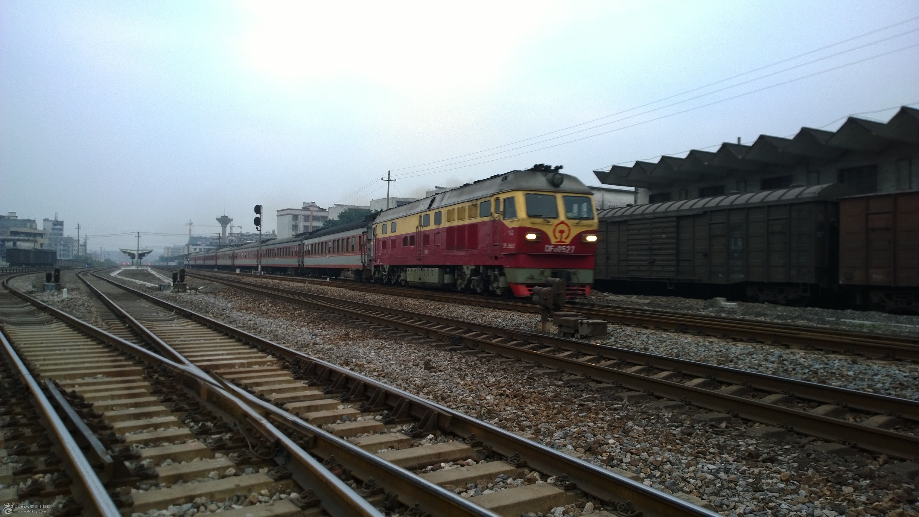 但是,若要论跨越城市多少,k725/728次列车无疑是国