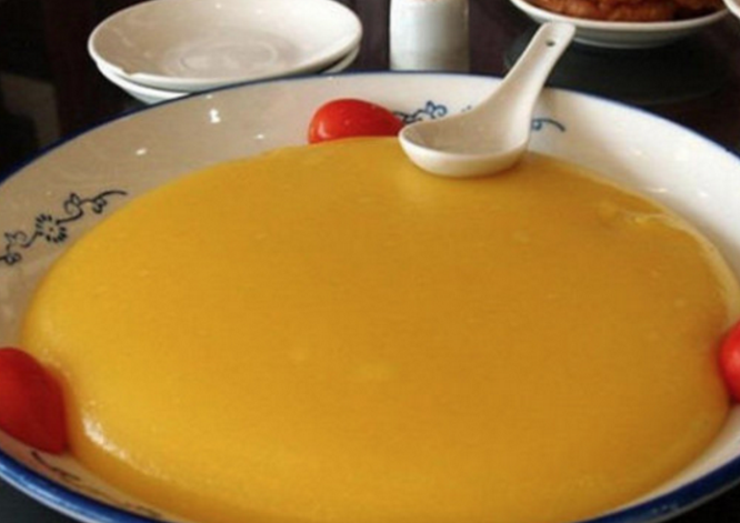 三不粘又名桂花蛋,是河南安阳地区的传统美食之一