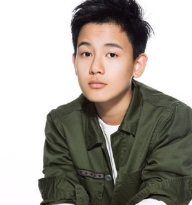 胡先煦爆和周奇的聊天记录,网友炸了,网友:这对cp站定了!