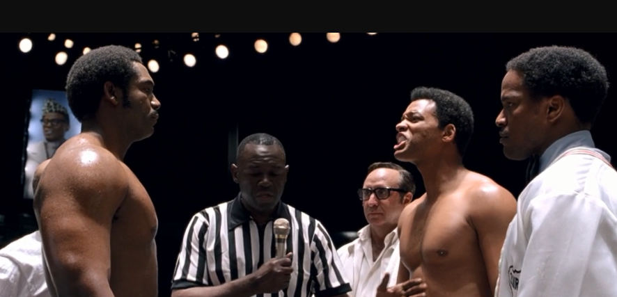 电影《拳王阿里》:在民权的路上,黑人还有很长的路要走