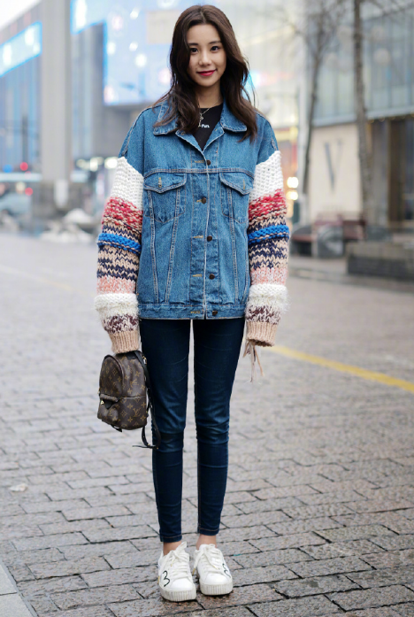 新加坡街拍:第一个颜值很高,最后一个是大部分男生喜欢的类型