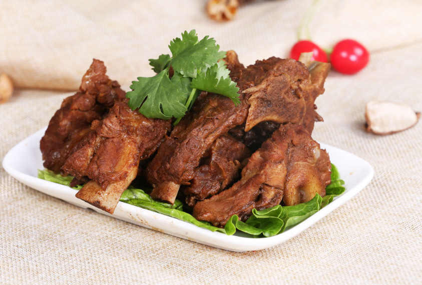 舌尖上的中国:酱骨架是东北的一道名菜,东北人非常喜欢!