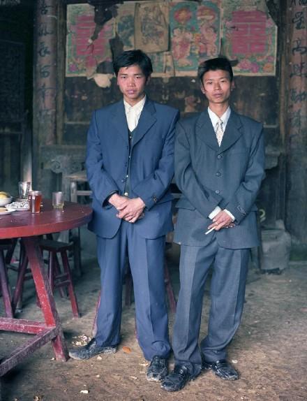 90年代中国老照片:网吧是90后的青春记忆,最后一张西装很时髦!