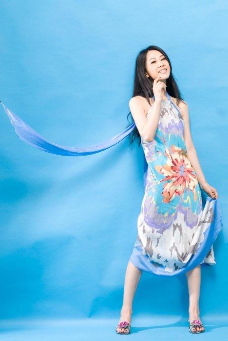 36岁女演员李艾佳病逝,键盘侠:不就是病逝了吗