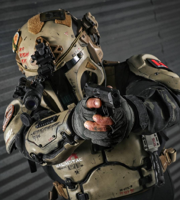 暴风兵战甲以开始装备部队?其实是hk出的黑坑防弹甲