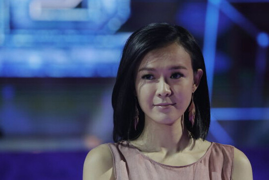 李艾佳逝世,李艾躺枪!发文称自己还活着,谢谢网友关心