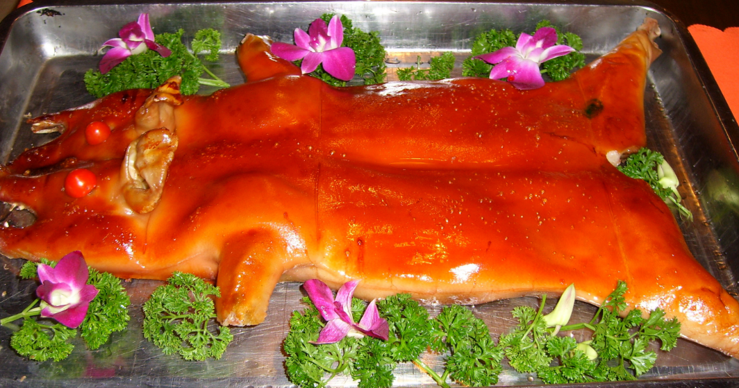 超级美味的烤乳猪,你喜欢吃吗?