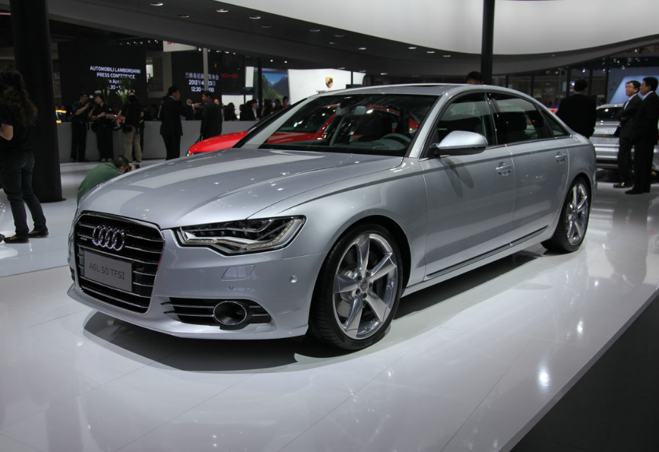 大名鼎鼎的奥迪a6l为什么不全用cvt变速?原因有5点