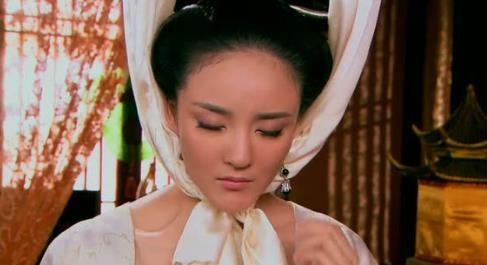 古装剧中上吊自杀的5位女子,吴倩最美闫妮喜感,图5最逼真!