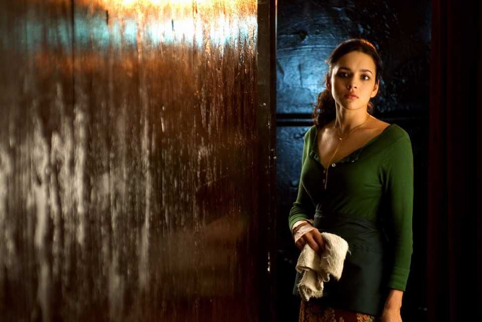 那夜她只是个过客,而我只是个看客——《蓝莓之夜》有感