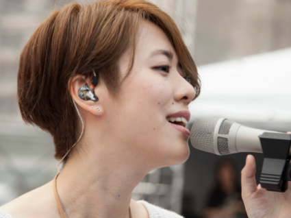 岑宁儿追光者:逆光而行,包裹出一颗看似全新的心