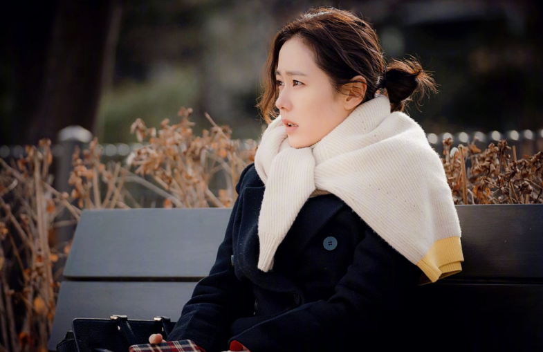 电影《假如爱有天意》中的她美丽清纯,女星孙艺珍新剧剧照公开