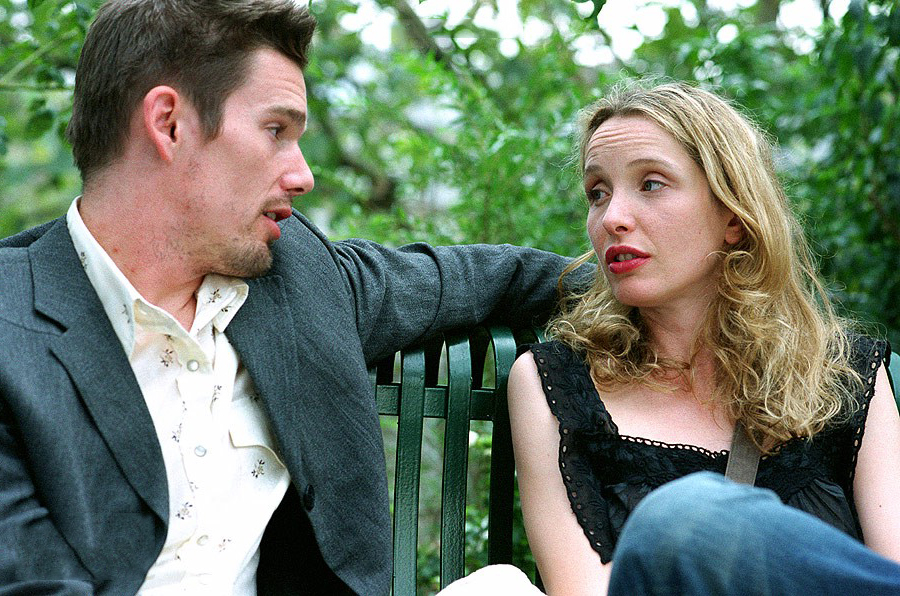 《爱在日落黄昏时》电影赏析:日落余晖时,定格的永恒爱情