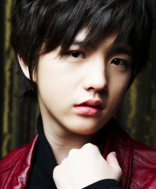 搞笑一家人的允浩敏浩长大了是这样的,只能说好帅啊