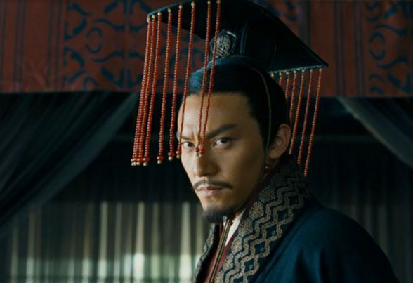 四位巨星饰演的孙权,贺刚张震吴晓东都很出彩,却都被他秒杀!