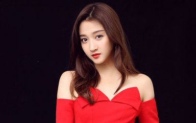 关晓彤晒健身照,全网都在黑她,她到死做错了什么?心疼她!