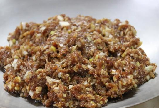 饺子馆的馅料真正调制顺序是怎样的?