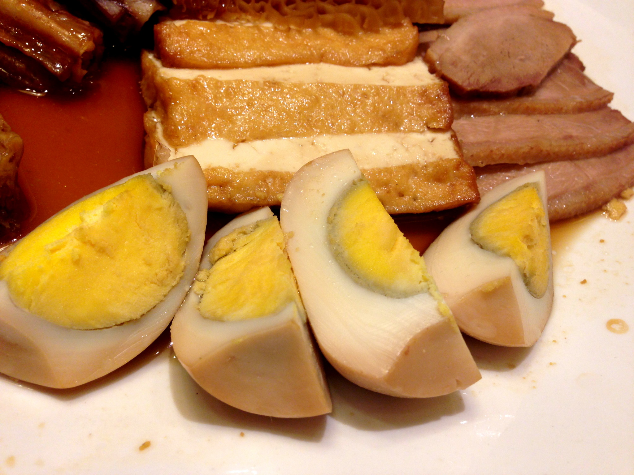 舌尖上的美食诱惑之卤水拼盘,做法简单,卤味纯厚,鲜香可口