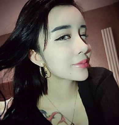 瓜子脸好看还是蛇精脸好看?