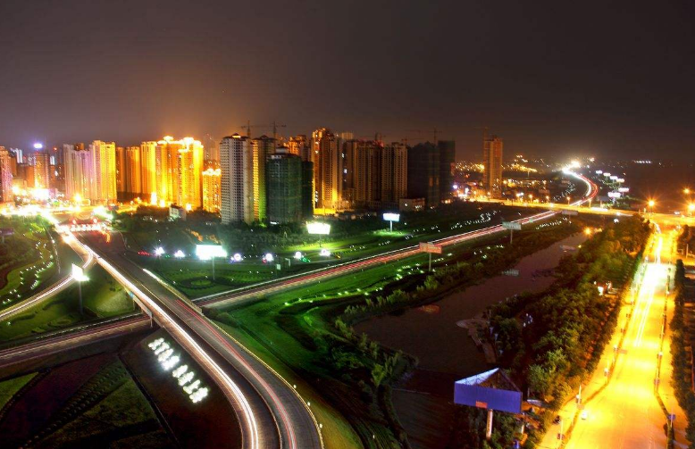 在广西壮族自治区有一个特普通的城市,叫做来宾市