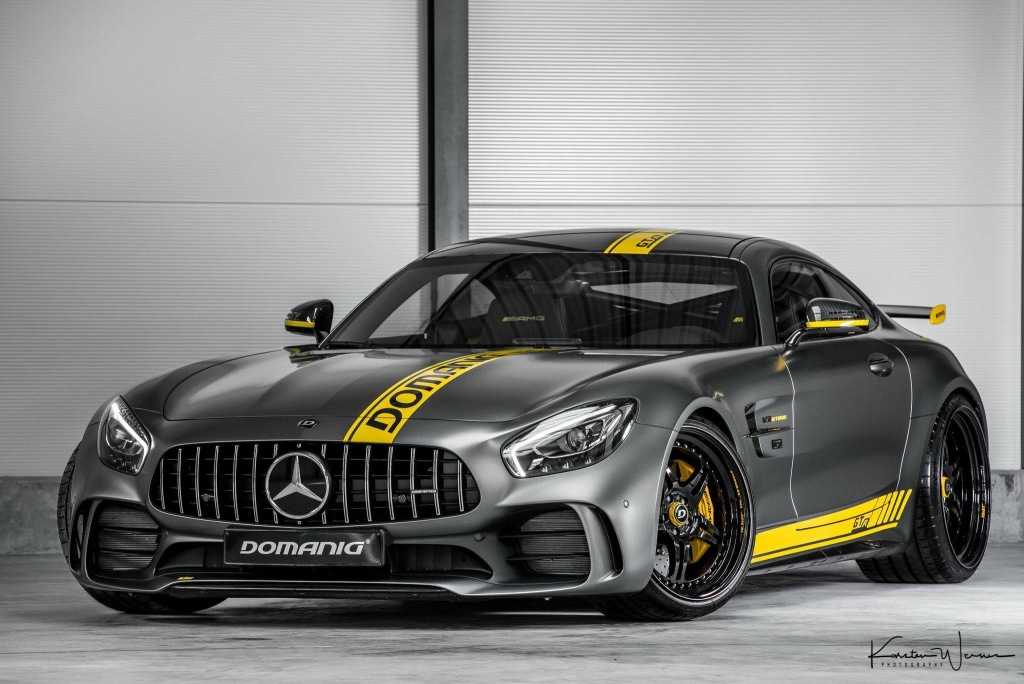 梅赛德斯奔驰 amg gt r