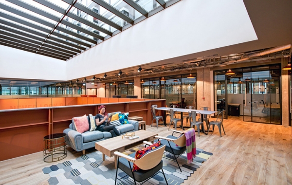 欣赏一组联合办公空间实景图