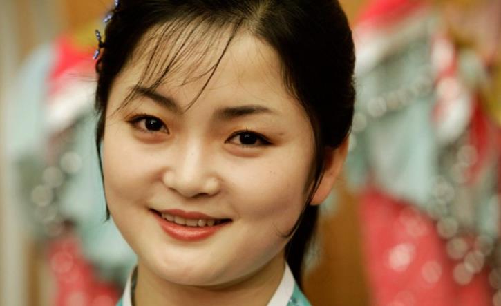 朝鲜美女明星图片