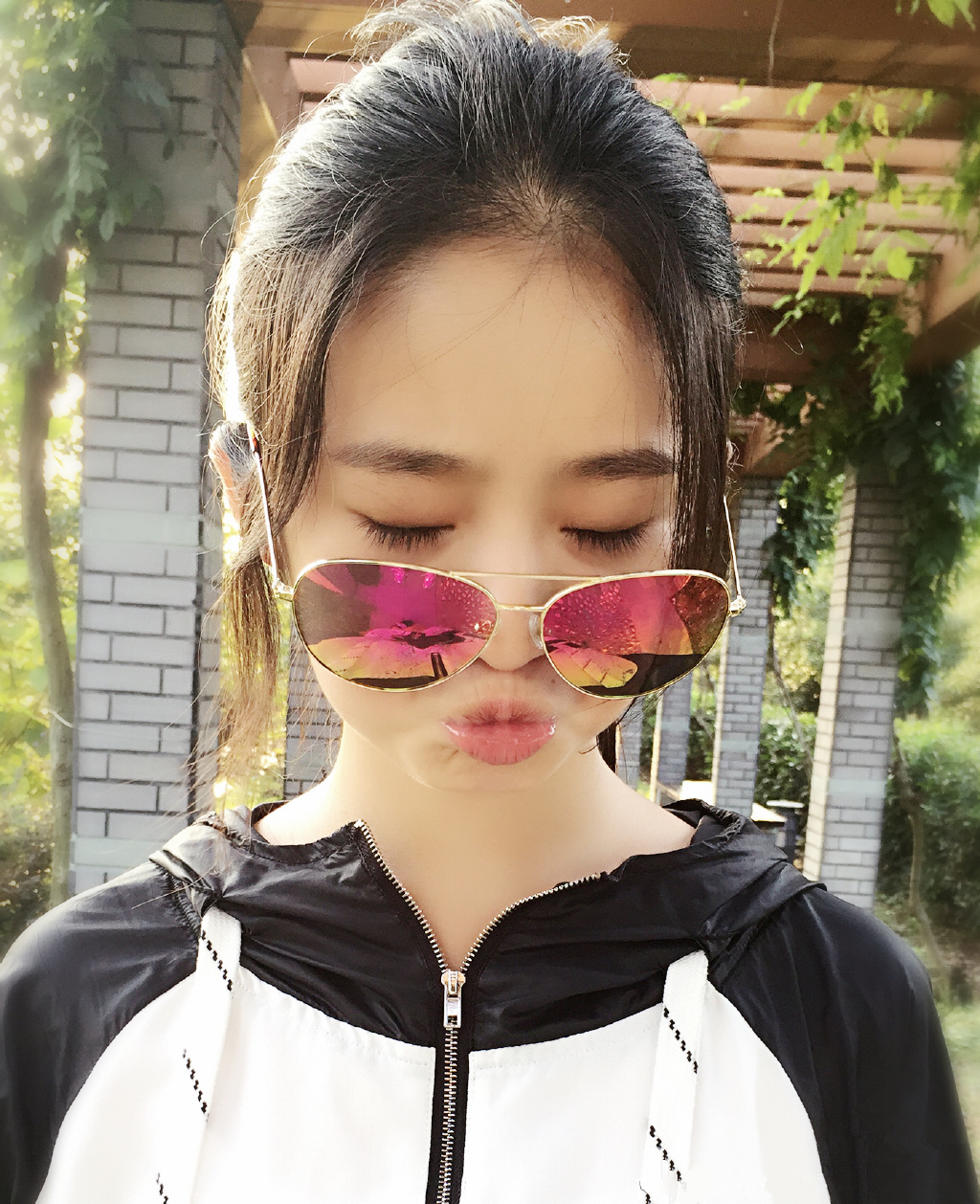 她在仙侠剧《私立蜀山学园》中饰演南宫绫,你记得那个剑修高手吗