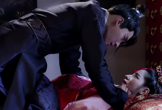 《烈火如歌》雷惊鸿居然和刀冽香在后院"偷情"?网友:心疼战枫