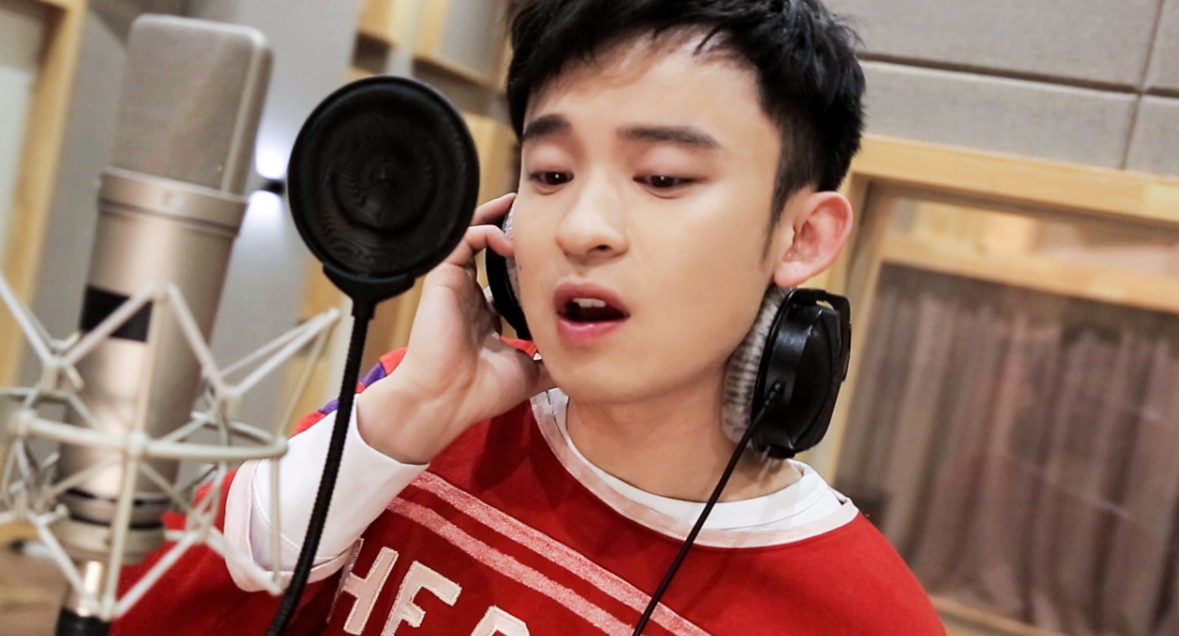 董子健的帅照,你最喜欢第几张呢?