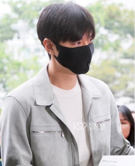 李敏镐寸头走红网络,网友:城市猎人即视感!