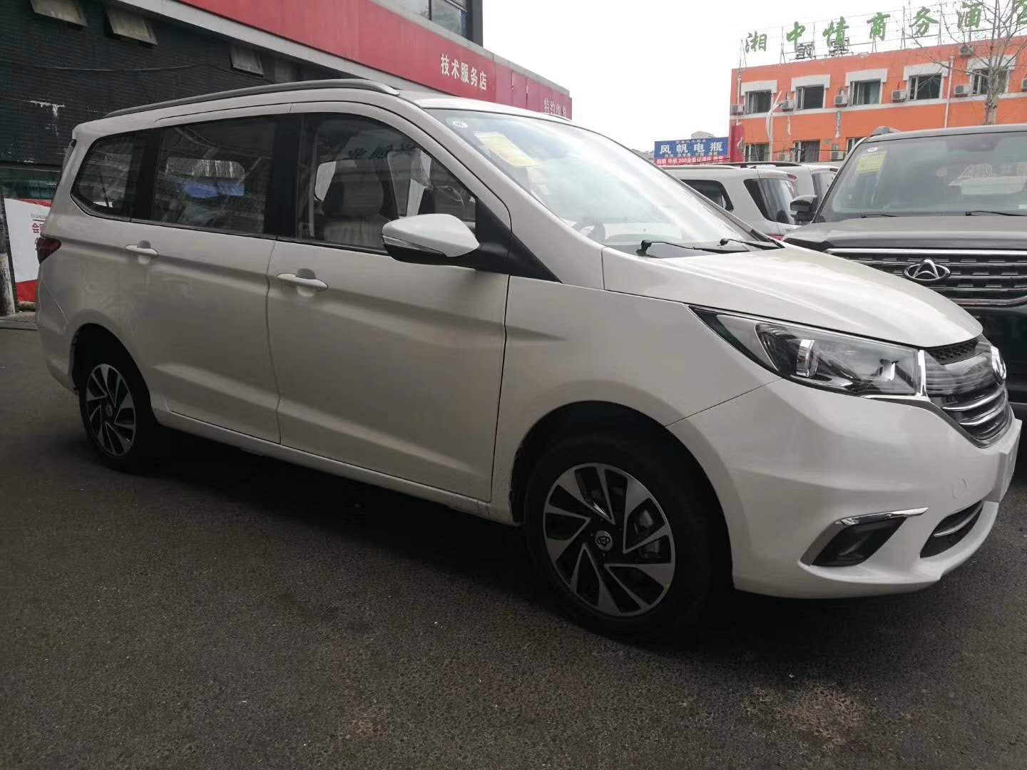 国内首辆长安欧尚a600实车到店,外形堪比本田奥德赛,仅售5万多